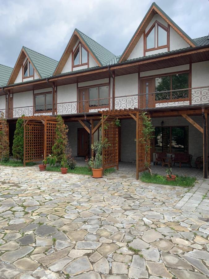 Pensiune Restaurant Rustic Rm Sarat Rimnicu Sarat Exterior foto